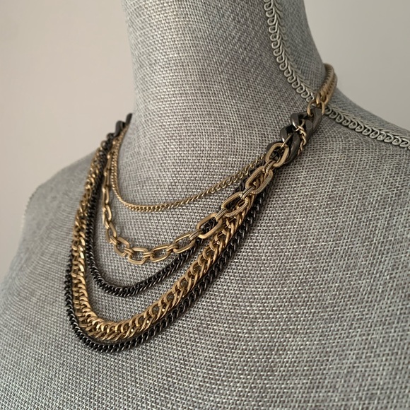 Layered Chains Statement necklace - Picture 1 of 6